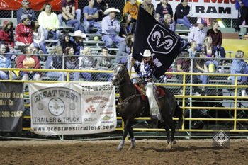 navajo-county-fair-rodeo-flag-bearer